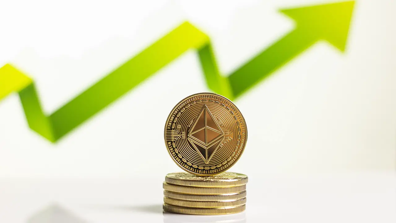 How to earn passive crypto income with Ethereum?