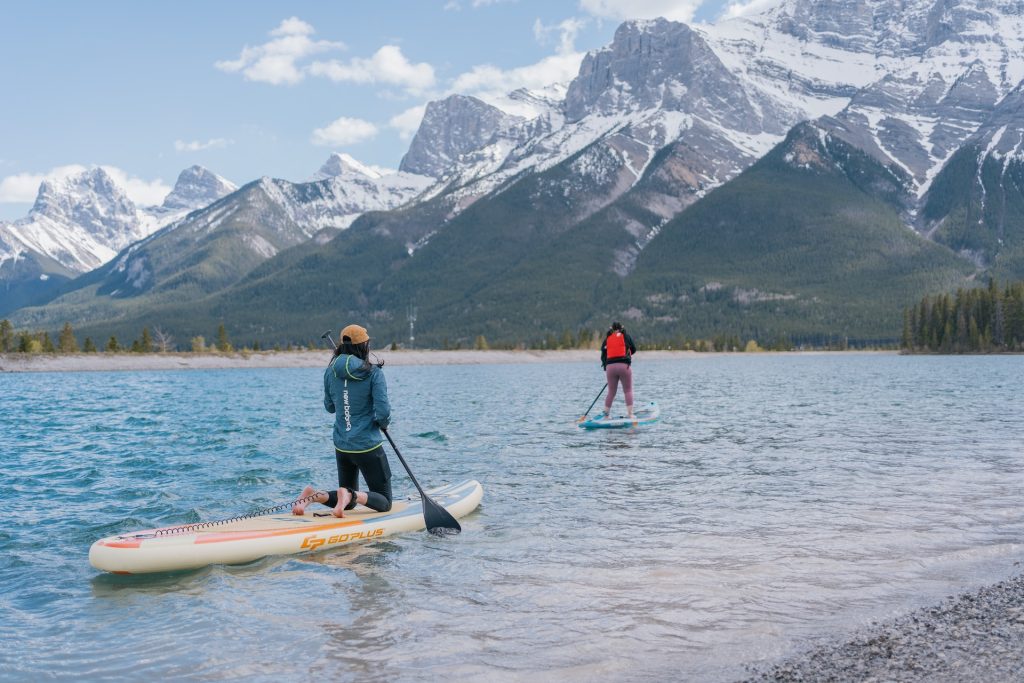 9 Best Places to Retire in Canada